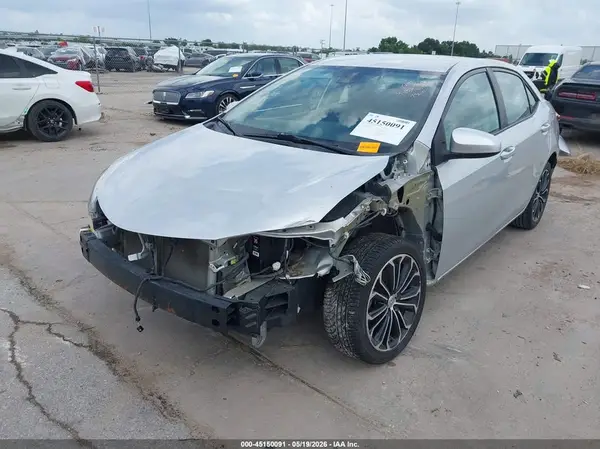 2T1BURHE3JC007825 2018 TOYOTA COROLLA - Image 2