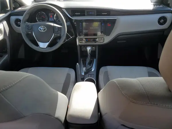 2T1BURHE3JC008425 2018 TOYOTA COROLLA - Image 8
