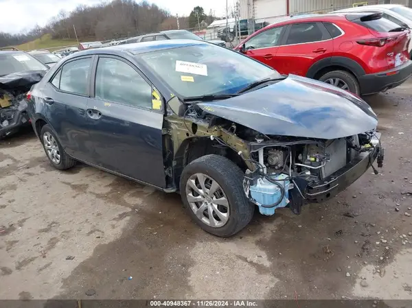 2T1BURHE3JC009137 2018 TOYOTA COROLLA - Image 1