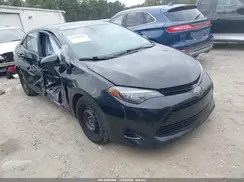 2T1BURHE3JC011826 2018 TOYOTA COROLLA