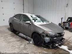 2T1BURHE3JC013494 2018 TOYOTA COROLLA