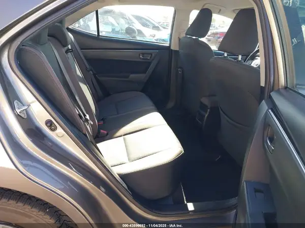 2T1BURHE3JC017402 2018 TOYOTA COROLLA - Image 8