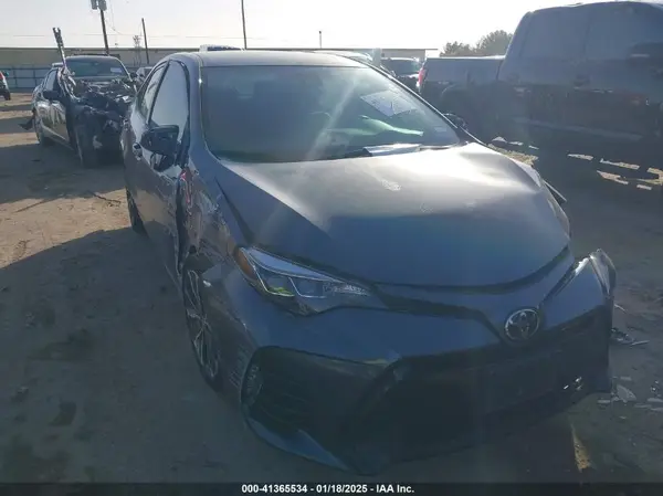 2T1BURHE3JC020199 2018 TOYOTA COROLLA - Image 1