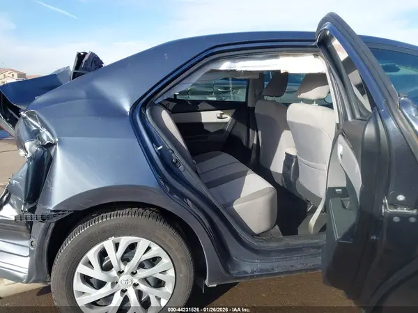 2T1BURHE3JC024110 2018 TOYOTA COROLLA - Image 8