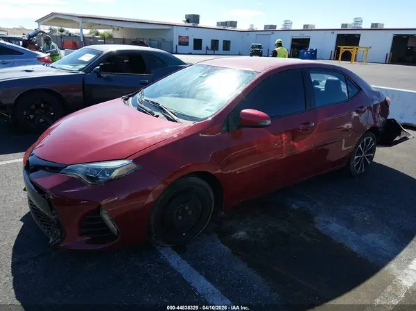 2T1BURHE3JC024902 2018 TOYOTA COROLLA - Image 2