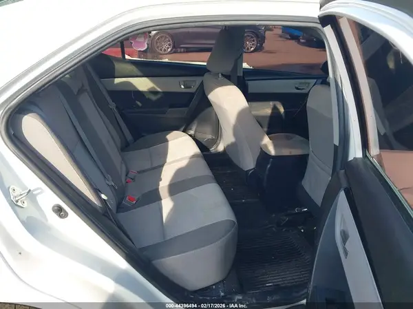 2T1BURHE3JC027136 2018 TOYOTA COROLLA - Image 8