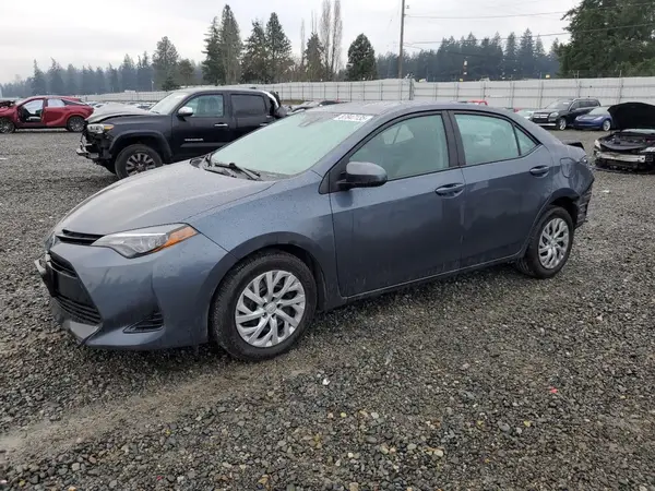 2T1BURHE3JC027637 2018 TOYOTA COROLLA - Image 1