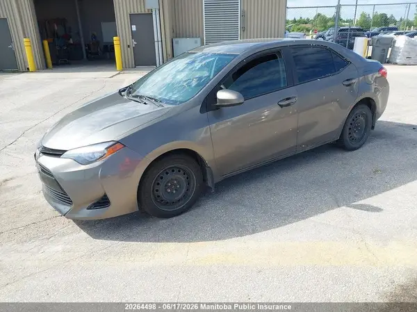2T1BURHE3JC028044 2018 TOYOTA COROLLA - Image 2