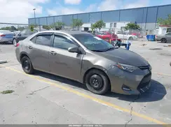 2T1BURHE3JC029484 2018 TOYOTA COROLLA