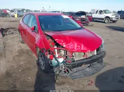 2T1BURHE3JC032661 2018 TOYOTA COROLLA