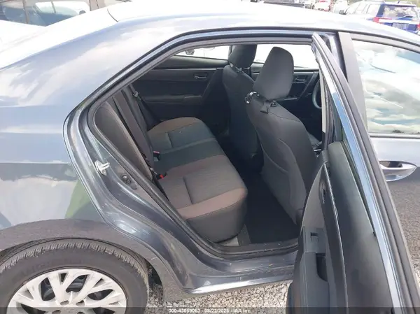 2T1BURHE3JC033227 2018 TOYOTA COROLLA - Image 8