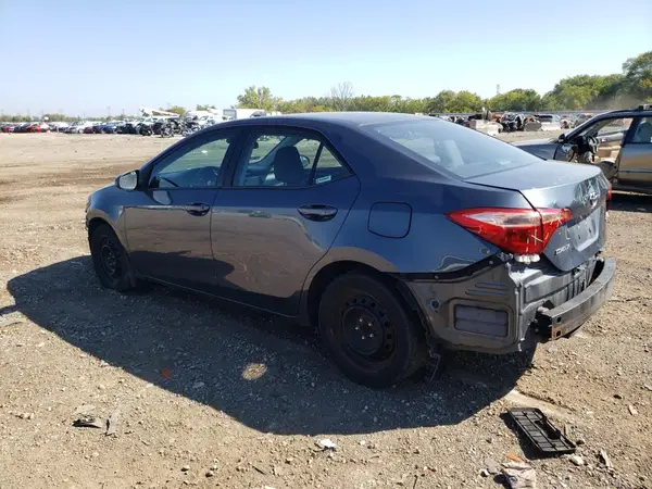 2T1BURHE3JC034782 2018 TOYOTA COROLLA - Image 2
