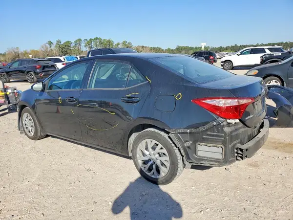 2T1BURHE3JC035883 2018 TOYOTA COROLLA - Image 2