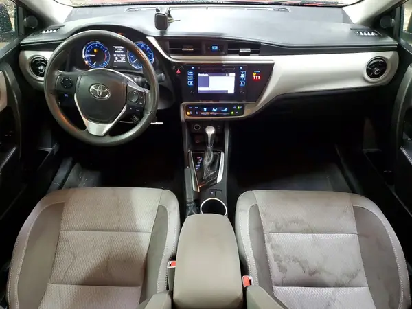 2T1BURHE3JC038329 2018 TOYOTA COROLLA - Image 8