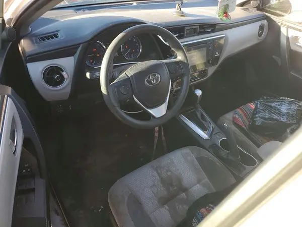 2T1BURHE3JC038766 2018 TOYOTA COROLLA - Image 8