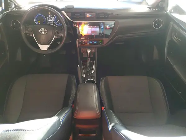 2T1BURHE3JC041313 2018 TOYOTA COROLLA - Image 8