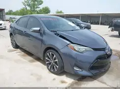 2T1BURHE3JC047256 2018 TOYOTA COROLLA