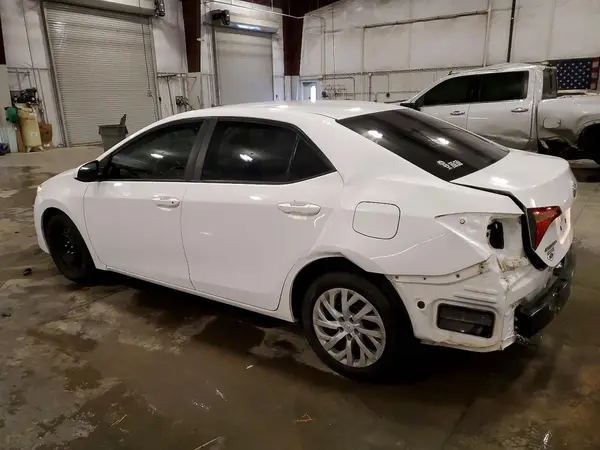 2T1BURHE3JC048522 2018 TOYOTA COROLLA - Image 2