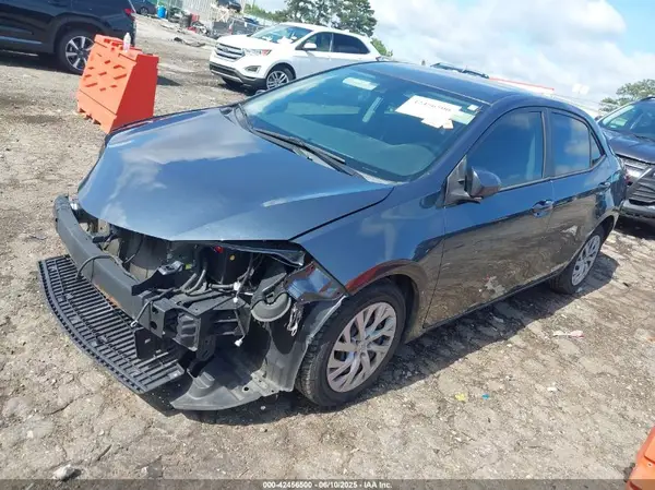 2T1BURHE3JC049489 2018 TOYOTA COROLLA - Image 2