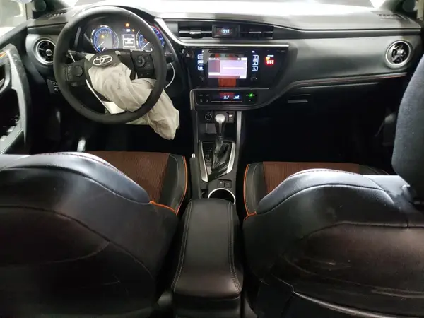 2T1BURHE3JC050836 2018 TOYOTA COROLLA - Image 8
