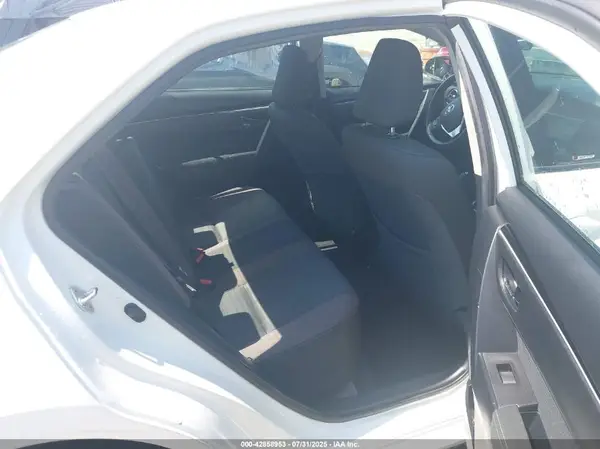 2T1BURHE3JC051758 2018 TOYOTA COROLLA - Image 8
