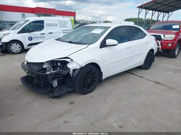 2T1BURHE3JC055230 2018 TOYOTA COROLLA - Image 2