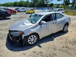 2T1BURHE3JC055759 2018 TOYOTA COROLLA