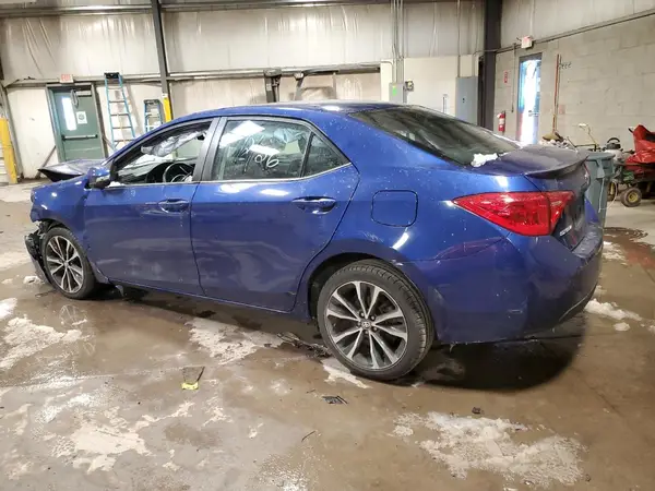 2T1BURHE3JC056376 2018 TOYOTA COROLLA - Image 2