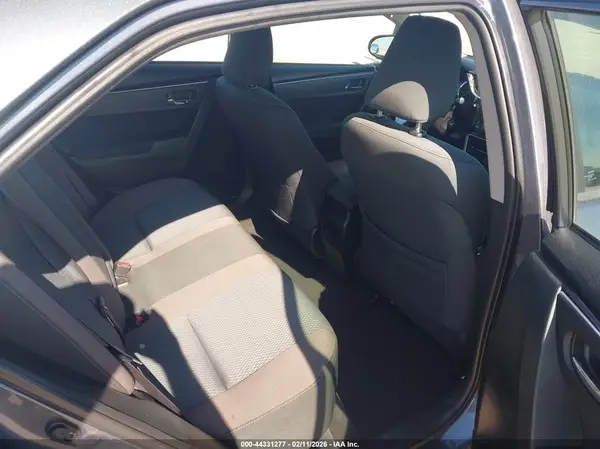 2T1BURHE3JC060458 2018 TOYOTA COROLLA - Image 8