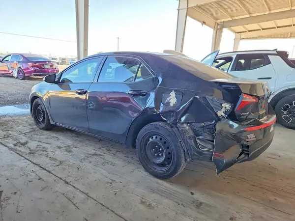 2T1BURHE3JC063294 2018 TOYOTA COROLLA - Image 2
