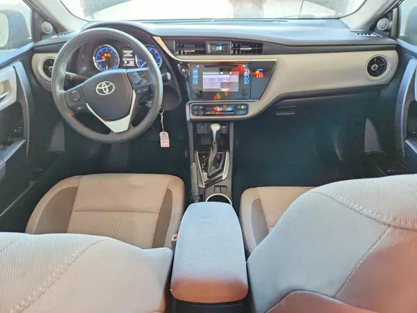 2T1BURHE3JC063294 2018 TOYOTA COROLLA - Image 8