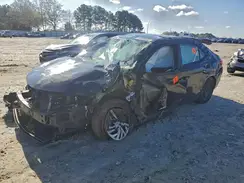 2T1BURHE3JC064042 2018 TOYOTA COROLLA
