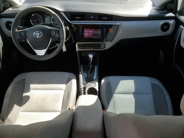 2T1BURHE3JC065305 2018 TOYOTA COROLLA - Image 8