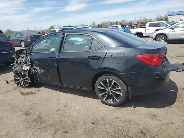 2T1BURHE3JC067068 2018 TOYOTA COROLLA - Image 2