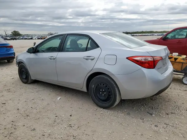 2T1BURHE3JC069550 2018 TOYOTA COROLLA - Image 2