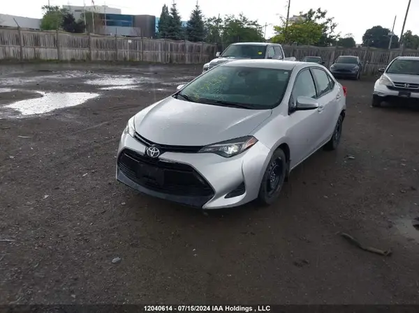 2T1BURHE3JC072917 2018 TOYOTA COROLLA - Image 2