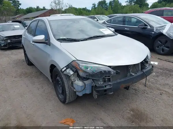 2T1BURHE3JC073694 2018 TOYOTA COROLLA - Image 1