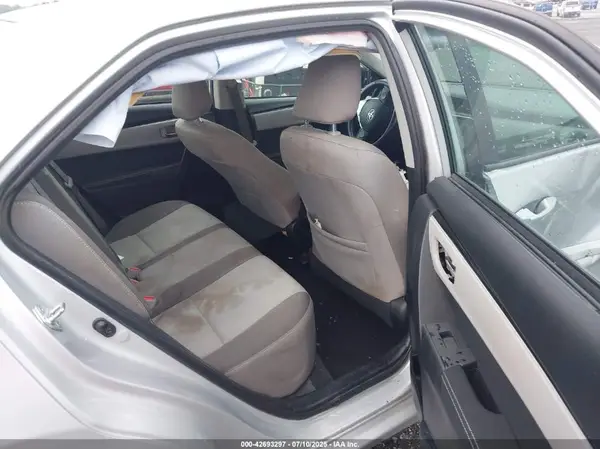 2T1BURHE3JC074280 2018 TOYOTA COROLLA - Image 8