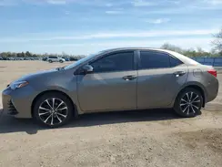 2T1BURHE3JC075042 2018 TOYOTA COROLLA