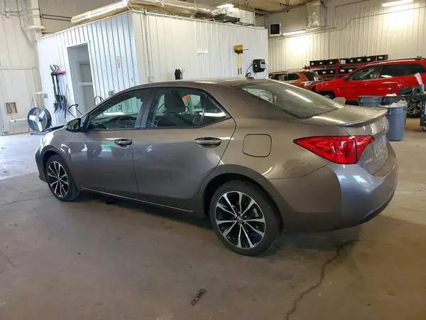 2T1BURHE3JC077745 2018 TOYOTA COROLLA - Image 2