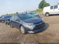 2T1BURHE3JC081715 2018 TOYOTA COROLLA