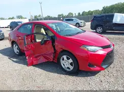 2T1BURHE3JC083349 2018 TOYOTA COROLLA