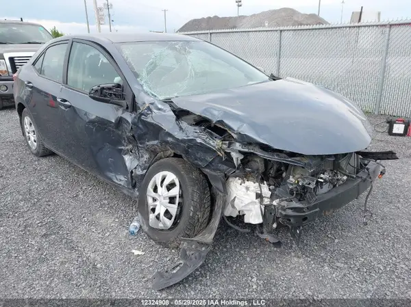 2T1BURHE3JC085795 2018 TOYOTA COROLLA - Image 1
