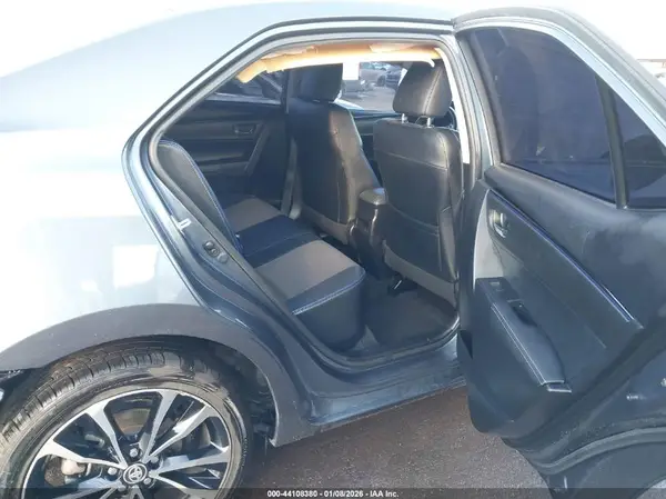 2T1BURHE3JC086767 2018 TOYOTA COROLLA - Image 8