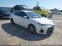 2T1BURHE3JC087322 2018 TOYOTA COROLLA