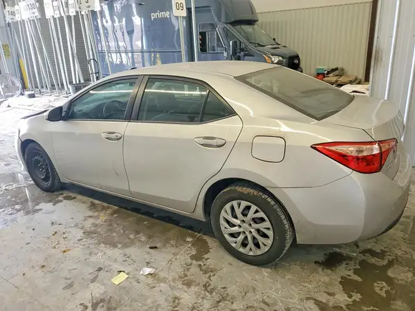 2T1BURHE3JC088535 2018 TOYOTA COROLLA - Image 2