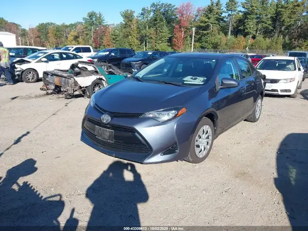2T1BURHE3JC089328 2018 TOYOTA COROLLA - Image 2