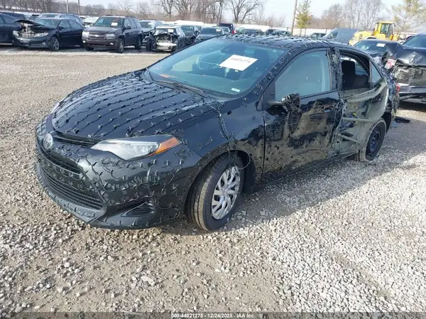 2T1BURHE3JC089538 2018 TOYOTA COROLLA - Image 2