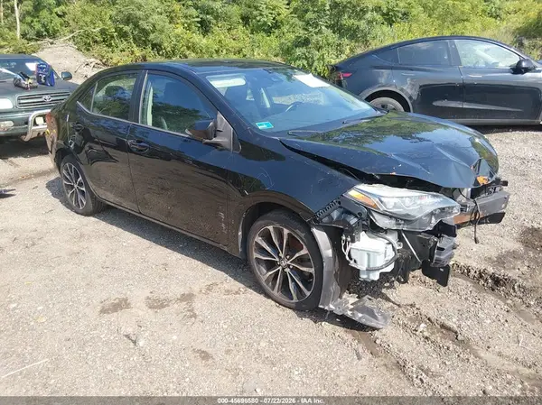 2T1BURHE3JC090821 2018 TOYOTA COROLLA - Image 1