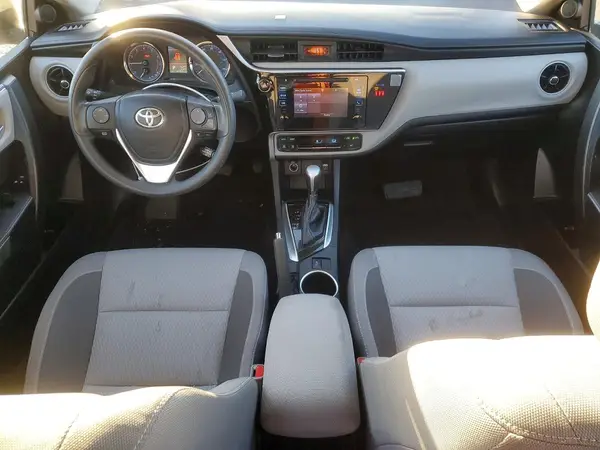 2T1BURHE3JC097543 2018 TOYOTA COROLLA - Image 8